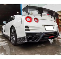 Pare-chocs arrière style TS en fibre de carbone semi-complète avec diffuseur arrière pour Nissan GTR R35