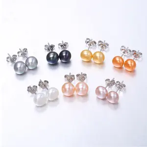 Orecchini di perle naturali d'acqua dolce all'ingrosso bianche in argento sterling 925 orecchini di perle a forma di bottone piatto a forma di vero orecchio