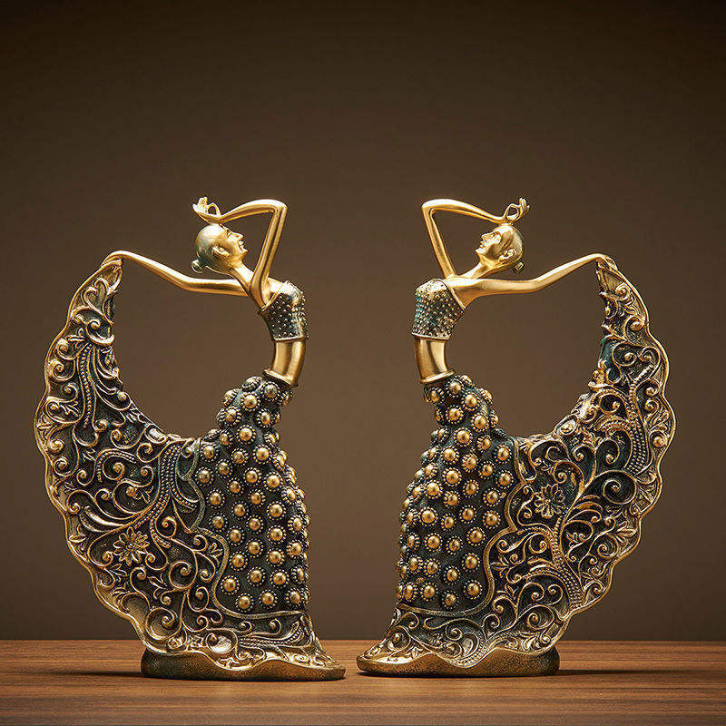 Chuchen Home Furnishings Peacock Dancer Decorative
