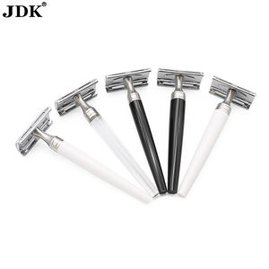 Maquinilla de afeitar de seguridad tradicional JDK al por mayor <span class=keywords><strong>para</strong></span> hombres, superventas, afeitadora manual de metal OEM ODM con mango de madera, embalaje profesional - Product Image 5