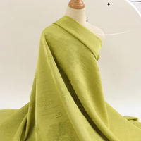 Nouvelle arrivée de polyester tissé chinois personnalisé 3D Jacquard satin tissu pour les femmes vêtements