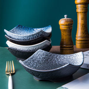 Plato de Servir de Cerámica Negro Mate al por Mayor, Ecológico, para Restaurante, con Forma Irregular Creativa, para Aperitivos - Product Image 1