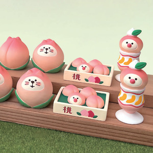 Japanese Style Zakka Cute Peach Cat Figurine Resin Miniature Ornament Desktop Home Decoration Handmade Craft Gift - Product Image 2