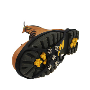 <span class=keywords><strong>Crampons</strong></span> <span class=keywords><strong>de</strong></span> traction Walk <span class=keywords><strong>Crampons</strong></span> en caoutchouc antidérapants <span class=keywords><strong>Crampons</strong></span> à glace d'hiver Chaussures extensibles à enfiler pour femmes hommes enfants - Product Image 1