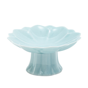 จานเซรามิกทรงดอกไม้ขาสูงสำหรับเสิร์ฟของหวาน ผลไม้ หรือชาในงานแต่งงาน - Product Image 5