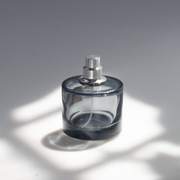 Emballage cosmétique rond personnalisé à étiquette privée, flacon pulvérisateur en verre de 5 ml, 10 ml, 15 ml avec bouchon à bille pour parfum, huile essentielle