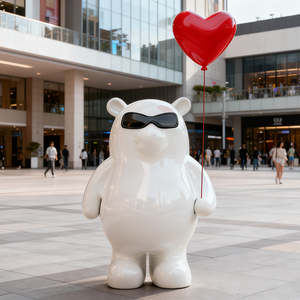 Sculpture d'<span class=keywords><strong>ours</strong></span> en fibre de verre personnalisée avec ballon cœur pour affichage en centre commercial, décor créatif pour spot <span class=keywords><strong>photo</strong></span> commercial - Product Image 1