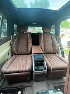 Asientos Deportivos de Cuero de Lujo para Automóviles QX60, Resistentes al Agua, con Características Personalizables para Mayor Comodidad en Carreras - Product Image 2