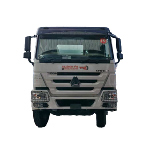 Nouveau <span class=keywords><strong>camion</strong></span> <span class=keywords><strong>citerne</strong></span> robuste 6x4 pour le transport de pétrole tout-terrain avec des pneus robustes et une capacité de plus de 30 000 L - Product Image 5