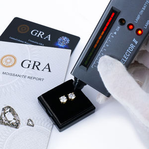 Pendientes de tuerca con cierre de rosca de moissanita de 0.3-2ct, color D, corte portugués, chapados en oro, de plata 925, estilo Hip Hop, para hombre y mujer, joyería premium - Product Image 4