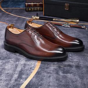 Chaussures de ville classiques pour hommes à semelles épaisses, talons rehaussants, imperméables, respirantes, à semelle rouge, tendance, nouvelle collection automne - Product Image 5