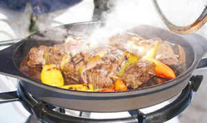 맞춤형 이동식 포물선형 태양열 조리기 연료 불필요 야외 모험용 물 농축 - Product Image 6