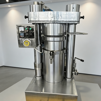 Configuration de traitement d'alimentation précise pour la manutention des graines oléagineuses et ligne de production d'huile à performance de pressage continue et stable
