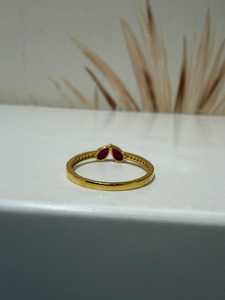 Bague en or massif 10K avec rubis naturel taille poire, pierre précieuse authentique, alliance délicate sertie de diamants, bijou élégant, cadeau pour elle - Product Image 5