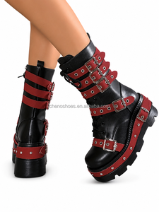 Bottines gothiques pour femmes CHENO avec logo personnalisé, noires et rouges, style punk, plateforme, avec boucle - Product Image 3