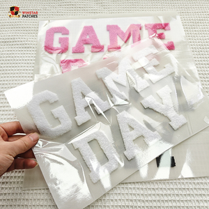 Индивидуальные оптовые нашивки для одежды: объемные буквы из синели, вырезанные лазером, с эффектом DTF, термотрансферные, для спортивных мероприятий и дней проведения игр колледжов - Product Image 2