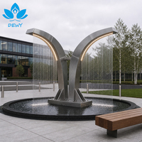 Fabricant professionnel de fontaines à rideau d'eau modernes, sur mesure, en métal, OEM ODM avec éclairage LED DMX512 pour la cour d'hôtel