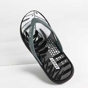 Prix Usine Grossiste PVC Tongs Sandales Plage Chancletas Sport Vente en Gros Claquettes <span class=keywords><strong>Homme</strong></span> Semelle EVA Multicolore Logo Personnalisé - Product Image 4