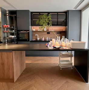 Conjunto de Muebles de Almacenamiento Modernos de Alta Gama, Estilo Abierto, Refrigerador de Encimera de Lujo Ligero Popular en 2025 para Cocina y Restaurante - Product Image 1