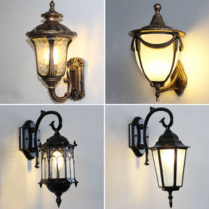 Applique murale LED moderne noire pour jardin E27 12W à énergie solaire pour porte de garage en RGB-LED Applique murale étanche pour fontaine - Product Image 4