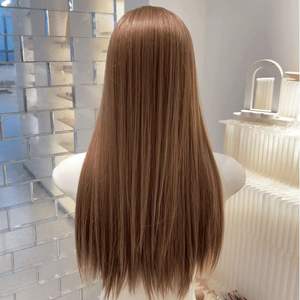 El conjunto completo de pelo largo y liso para mujeres, moderno y juvenil, humano realista - Product Image 3