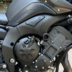 Yamaha1 FZ8N 779cc Motor de 4 Cilindros en Línea Naked <span class=keywords><strong>Streetfighter</strong></span> 106HP Horquillas Invertidas Doradas y Escape Modificado (Motocicleta Deportiva Urbana) Motos a Gasolina - Product Image 6
