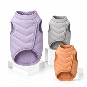 Gilet matelassé pour chien de couleur unie, vêtements d'hiver rembourrés pour animaux de compagnie en violet, gris, orange, style simple et moderne - Product Image 1