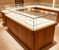Vitrines de présentation complètes pour bijouterie de luxe sur mesure, vitrine à bijoux en verre haut de gamme, cadre en bois massif, LED durable, haute qualité