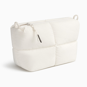 Pochette de voyage personnalisée mignonne et petite, matelassée, résistante à l'eau, douce comme un nuage, pour organiser les cosmétiques - Product Image 5