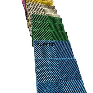 Baldosas entrelazadas de plástico resistente para garaje - Product Image 4