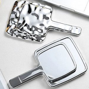 <span class=keywords><strong>กระจก</strong></span>แต่งหน้าพกพาแบบพลาสติกทรงสี่เหลี่ยม <span class=keywords><strong>กระจก</strong></span>มือถือความคมชัดสูงสำหรับร้านเสริมสวย พร้อมด้ามจับ - Product Image 3