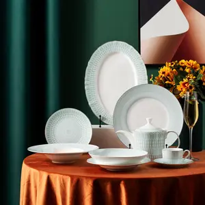High Quality Hotel Wedding Dinnerware Blue Edge Decal Oval Porcelain Plate Large Dinner Plates For Restaurant