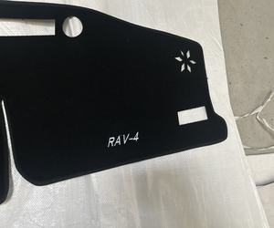 Tappetino di Lusso per Cruscotto Auto Luerman, Protezione e Decorazione, Garanzia di 1 Anno, Prezzo Competitivo, in Poliestere e <span class=keywords><strong>Tessuto</strong></span> Non <span class=keywords><strong>Tessuto</strong></span> - Product Image 2