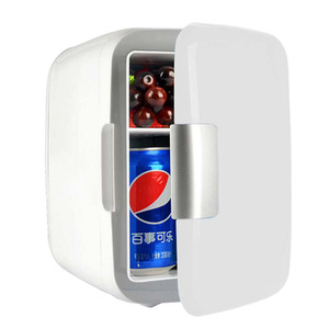 Nevera Portátil Termoeléctrica de 4L para Fiestas, Calentador y Enfriador, Mini Refrigerador para Coche, Camión, Alimentos, Dormitorio - Product Image 1