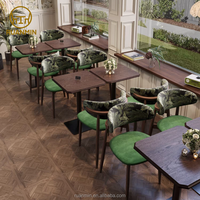 Mobilier de Restaurant Commercial sur Mesure Style Thaïlandais : Banquettes, Canapés et Chaises en Cuir Vert, Velours et Rotin, Bois Massif