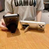 Étui de téléphone magnétique mat en PC rigide avec support invisible pour iPhone 17 Pro Max 16 15