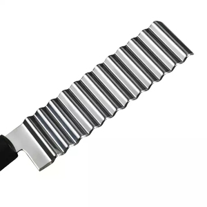3cr13 <span class=keywords><strong>Couteau</strong></span> <span class=keywords><strong>de</strong></span> coupe froissé en acier inoxydable <span class=keywords><strong>Couteau</strong></span> <span class=keywords><strong>de</strong></span> <span class=keywords><strong>cuisine</strong></span> pour pommes <span class=keywords><strong>de</strong></span> terre frites - Product Image 5