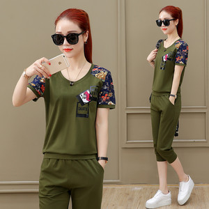 Women's Casual Sportswear Set Short Sleeve Top Capri Pants Two Piece Wine Red Printing Knitted Fabric Adult Size - Product Image 2