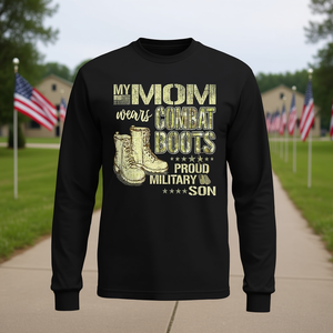 Ma mère porte des bottes de combat, fière de son fils militaire, t-shirt à manches longues - Product Image 3
