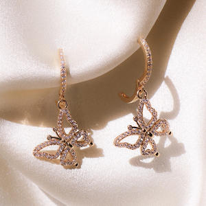Boucles d'oreilles pendantes en forme de fleur en or rose E524, avec strass en cristal, bijoux de fête pour femmes, Style romantique - Product Image 3