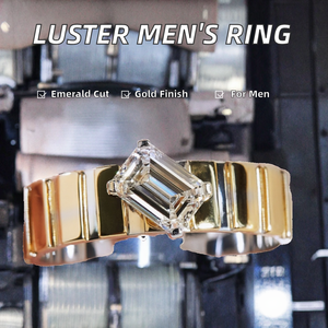 Bague solitaire simple en or 14K et 18K fabriquée à la main 5x7mm DEF White Emerald Cut Lab Grown Moissanite Conçu pour les hommes - Product Image 2