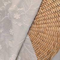 Dentelle Soluble dans l'eau personnalisée de haute qualité 100% coton oeillet tissu brodé coton broderie robe de mariée tissu