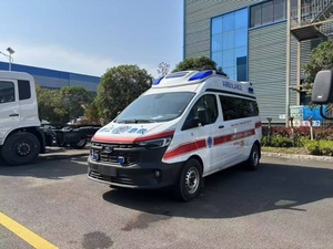 Ambulance d'urgence à empattement court pour surveillance en soins intensifs, premiers secours hospitaliers, transfert inter-hôpitaux de patients et sauvetage d'urgence - Product Image 2