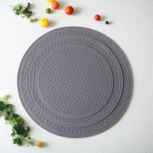 Silicone Round Placemat Anti Slip Heat Resistant Table <b>Mat</b> For Kitchen Dining Use - Product Image 4