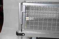 Chariot pliable et portable en acier robuste à quatre roues avec clôture grillagée pour le transport de marchandises en entrepôt et la livraison logistique