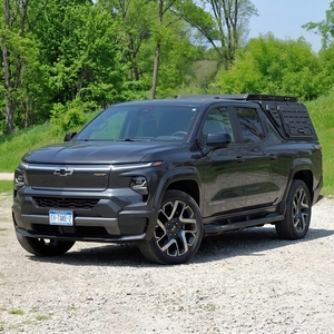 Hardtop en aluminium monobloc pour camionnette, 5,9 pieds, étanche, sans perçage, verrouillable, charge 300 kg, pour Chevy <span class=keywords><strong>Silverado</strong></span> EV 2024 2025 2026 - Product Image 2