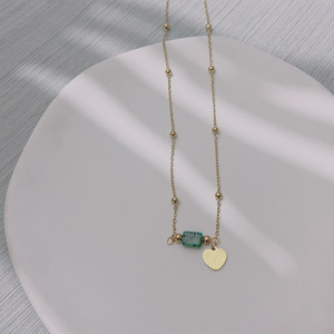 Nouveau Collier Tendance Femme avec Pendentif Serpent Plaqué Or, Pierre Naturelle, Bijou Géométrique en Acier Inoxydable, Vente en Gros pour Anniversaire - Product Image 3