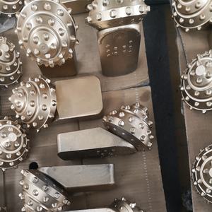 أسطوانة <span class=keywords><strong>Tricone</strong></span> للأسنان مضمونة الجودة من FAE لحفر الآبار - Product Image 2