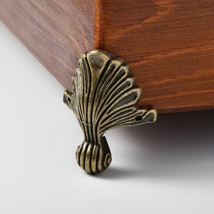 Antique Style Zinc Alloy <b>Corner</b> <b>Protectors</b> For Wooden Box Base Traditional Design Durable Furniture Hardware - Product Image 3