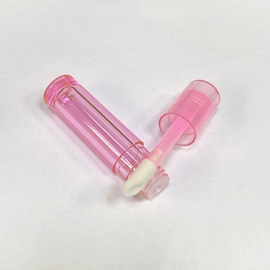 Tube <span class=keywords><strong>Lip</strong></span> <span class=keywords><strong>Gloss</strong></span> Bentuk Es Loli Merah dengan Aplikator Berbulu, Harga Pabrik Murah, Label Pribadi, Grosir untuk Anak-Anak - Product Image 4